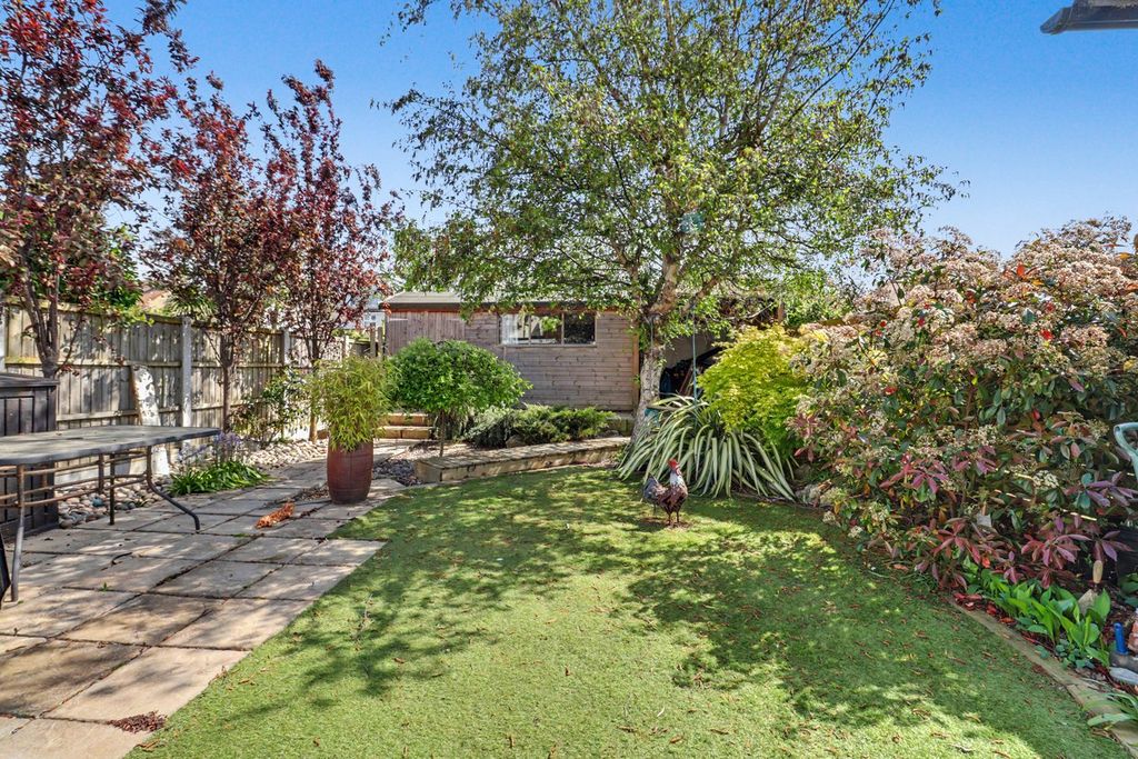 Property photo 2 of 22