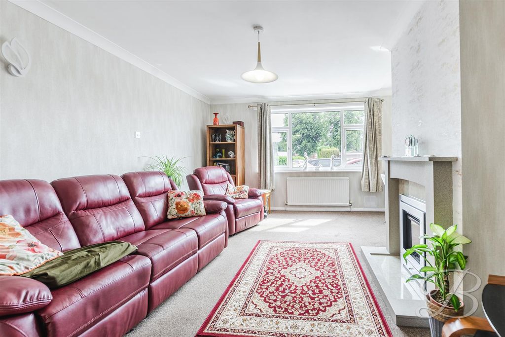 Property photo 3 of 38 CC21.Jpg