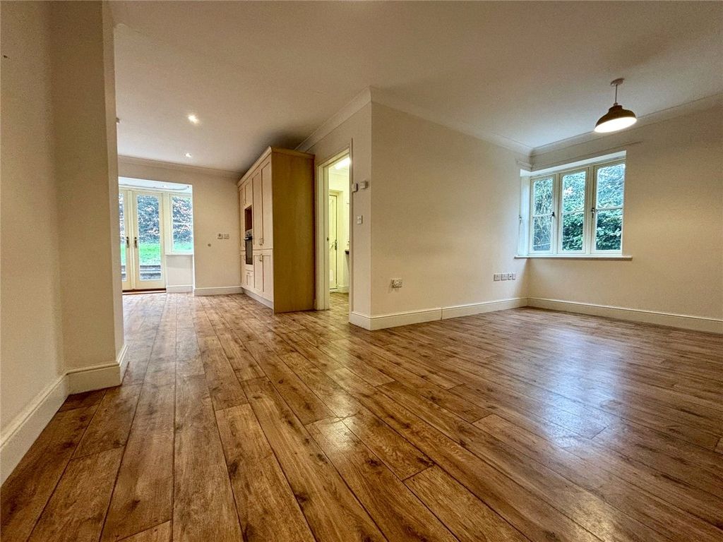 Property photo 3 of 25 Picture No. 03