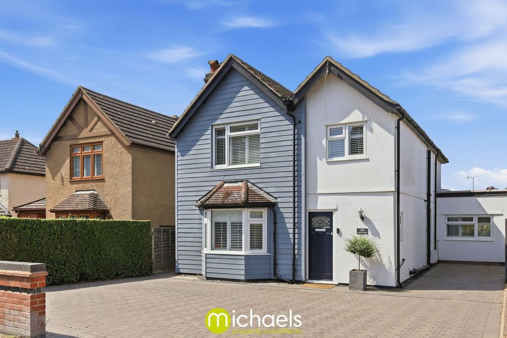 Property photo 2 of 45