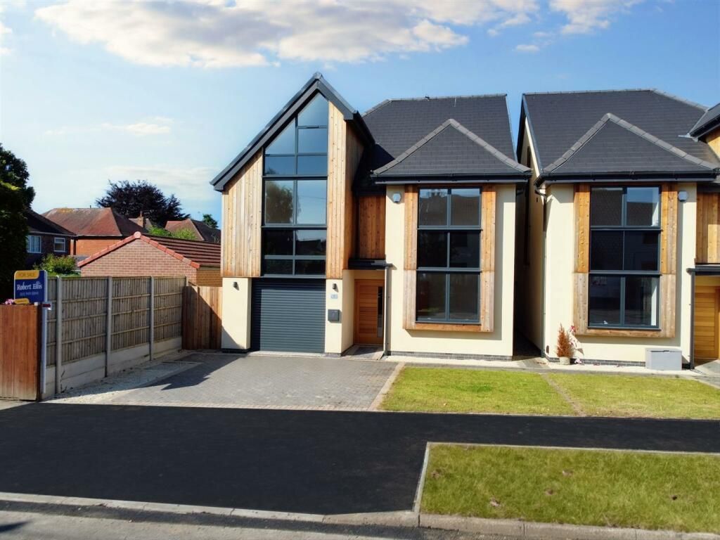 Property photo 1 of 18 Front 1.Jpg