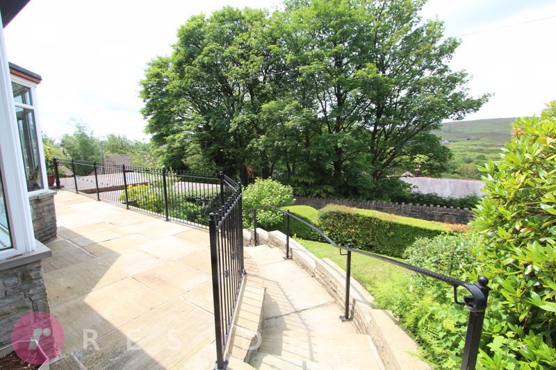 Property photo 3 of 14 Sun Terrace