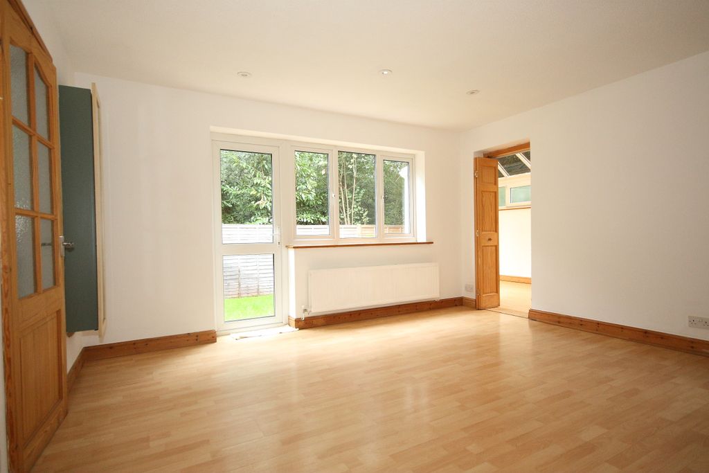 Property photo 2 of 8 Living Room