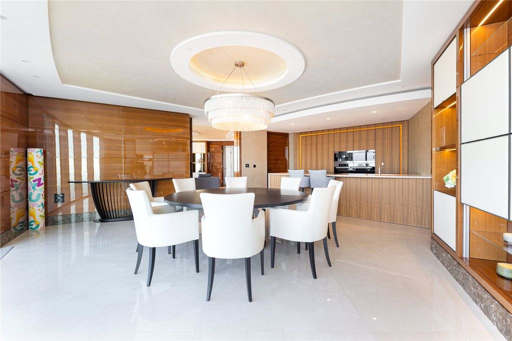 Property photo 3 of 16 Dining Room