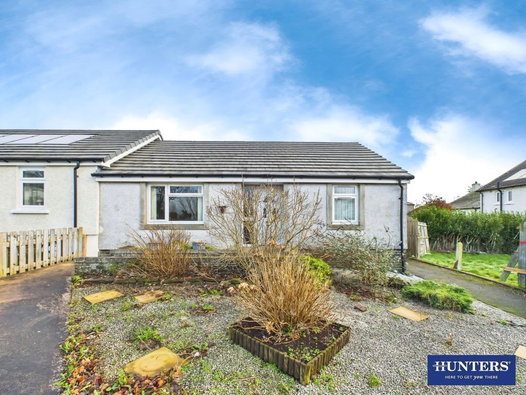 Property photo 1 of 17 Frontage