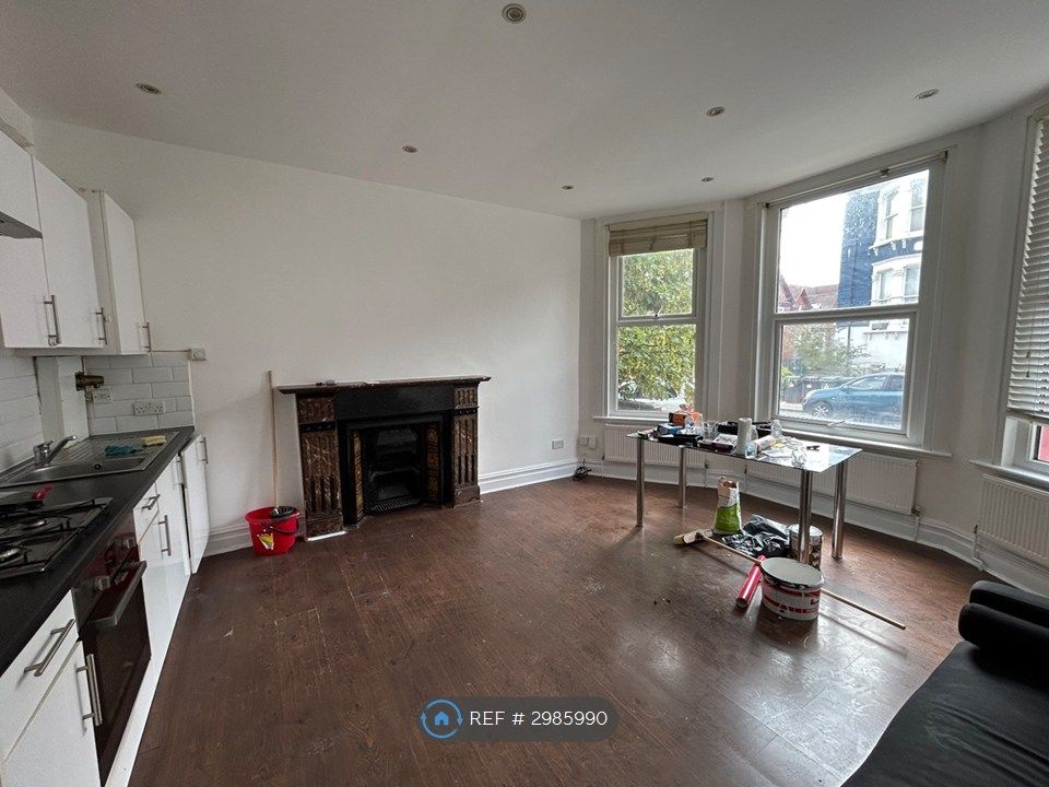 Property photo 3 of 8