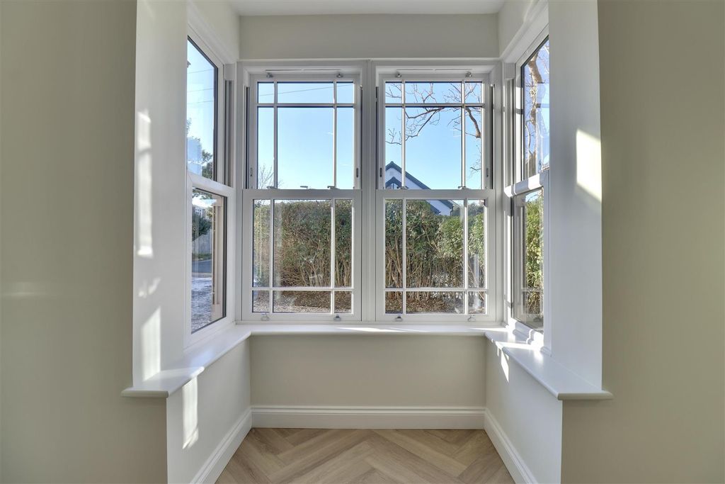 Property photo 3 of 35 84F7Ad7C-2C2E-4883-9488-Ebe94Da3966A_1_201_A.Jpeg