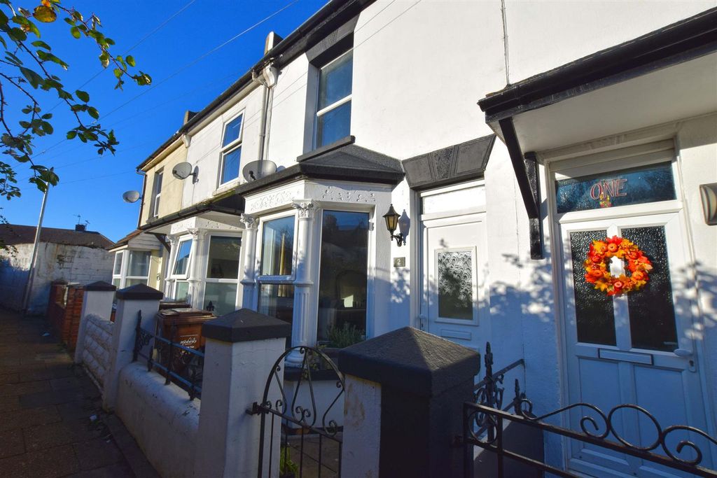 Property photo 1 of 15