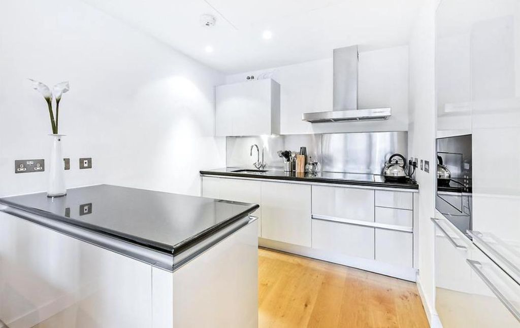 Property photo 2 of 5