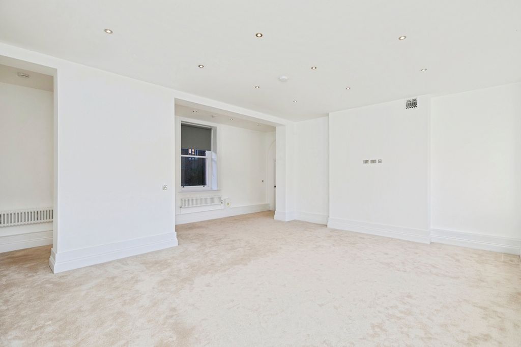 Additional image 19 of 2 bed flat for saleSt. Marys Gate, Derby, Derbyshire DE1