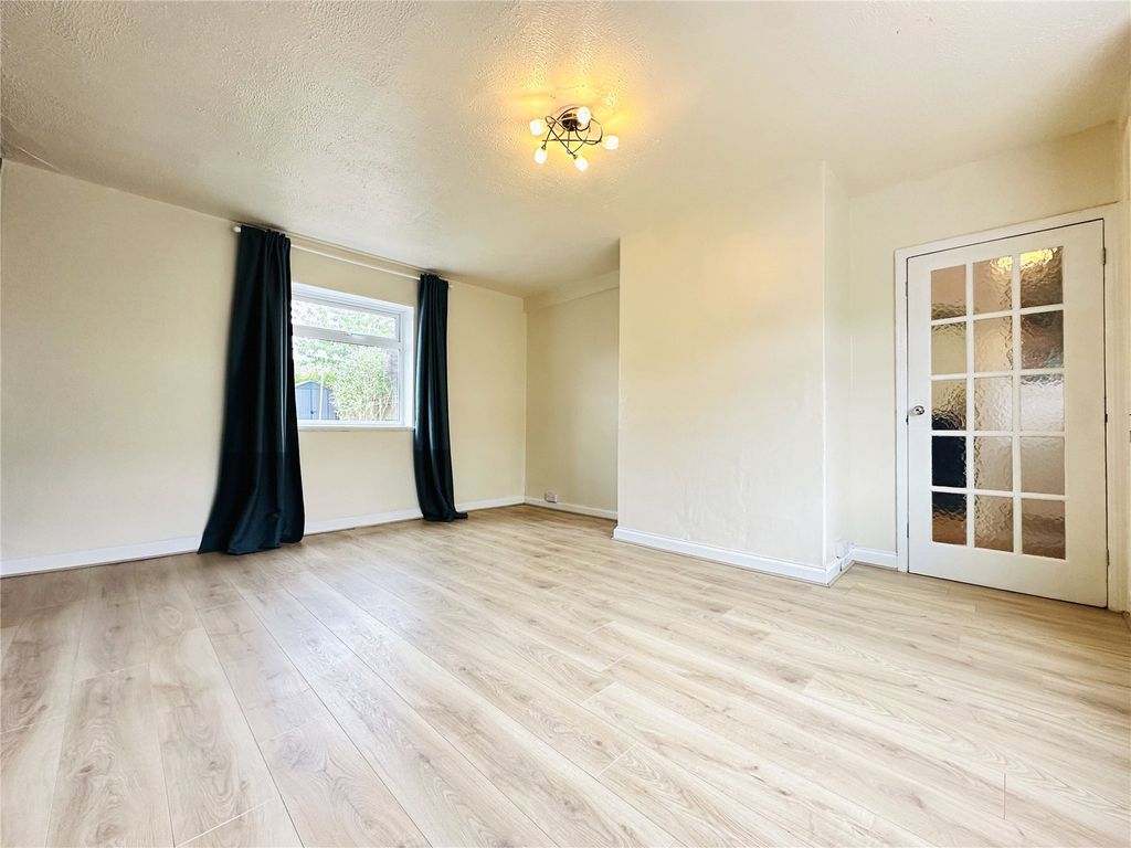 Property photo 2 of 12 Picture No. 08