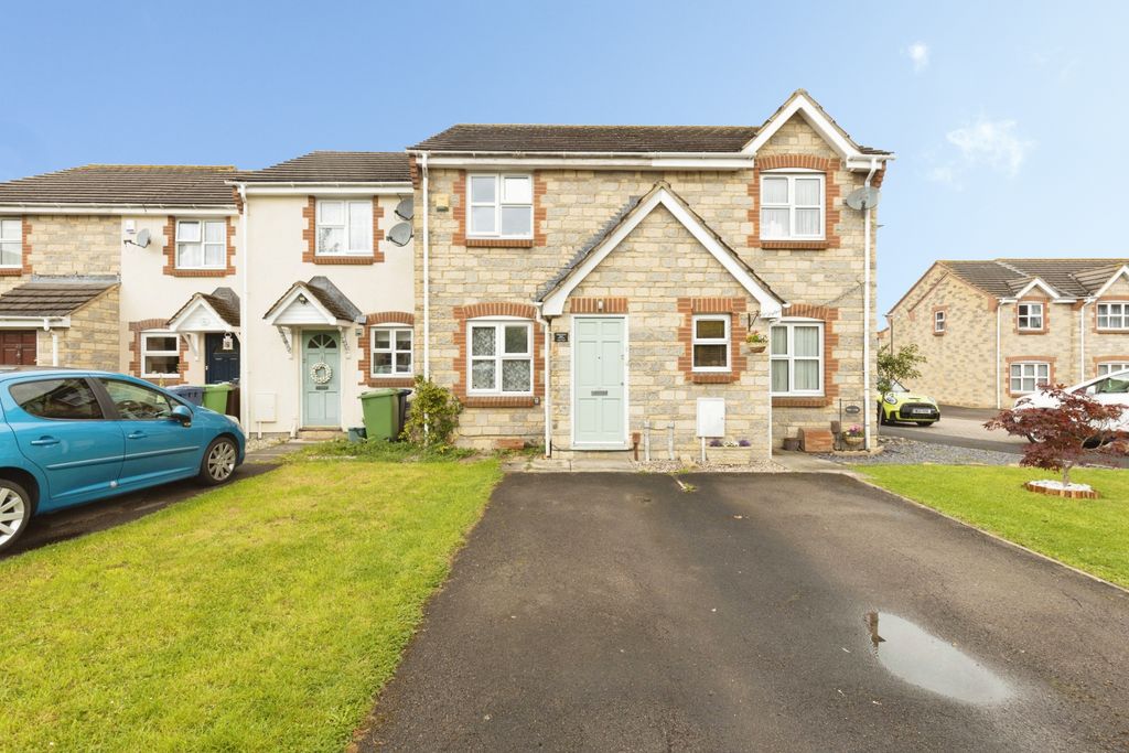 Property photo 2 of 15