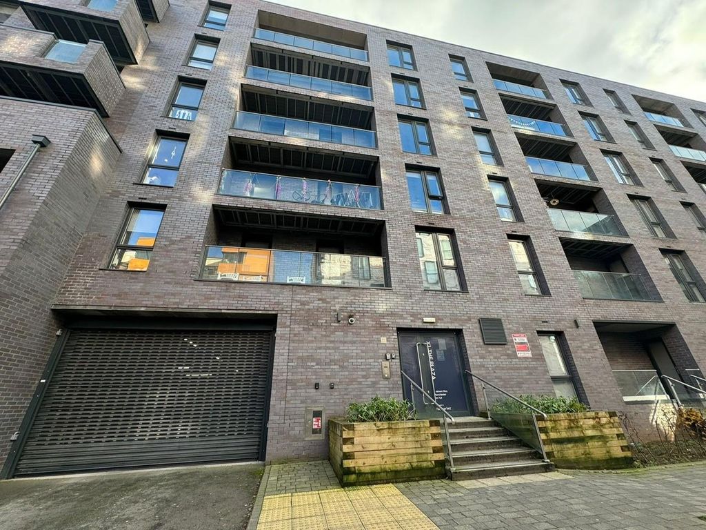 Property photo 3 of 11