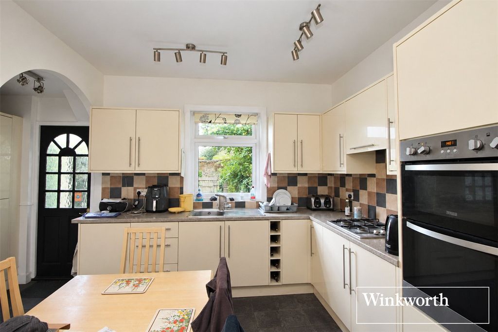 Property photo 3 of 12 Picture No. 41