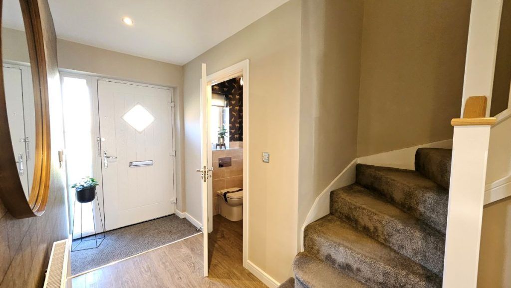 Property photo 3 of 50 4