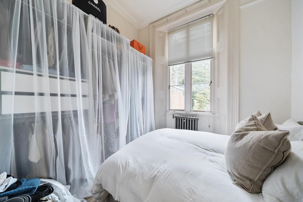 Property photo 2 of 8 Bedroom