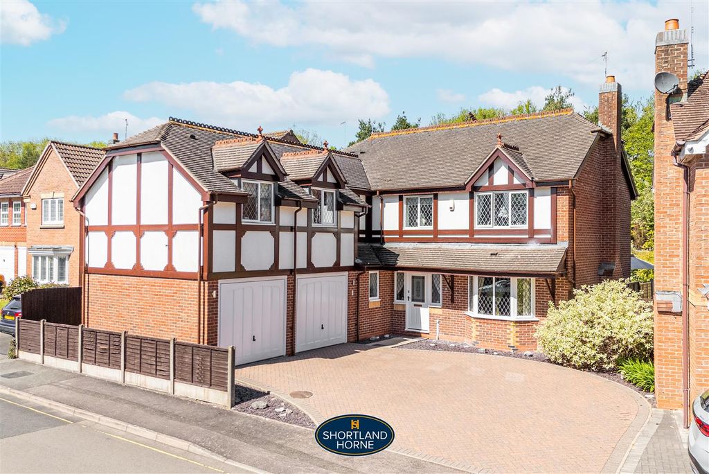 Property photo 1 of 38