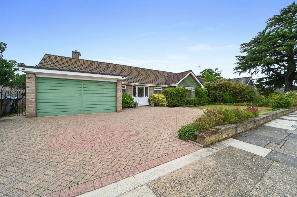 Property photo 2 of 23