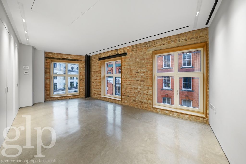 Property photo 2 of 14 2397843