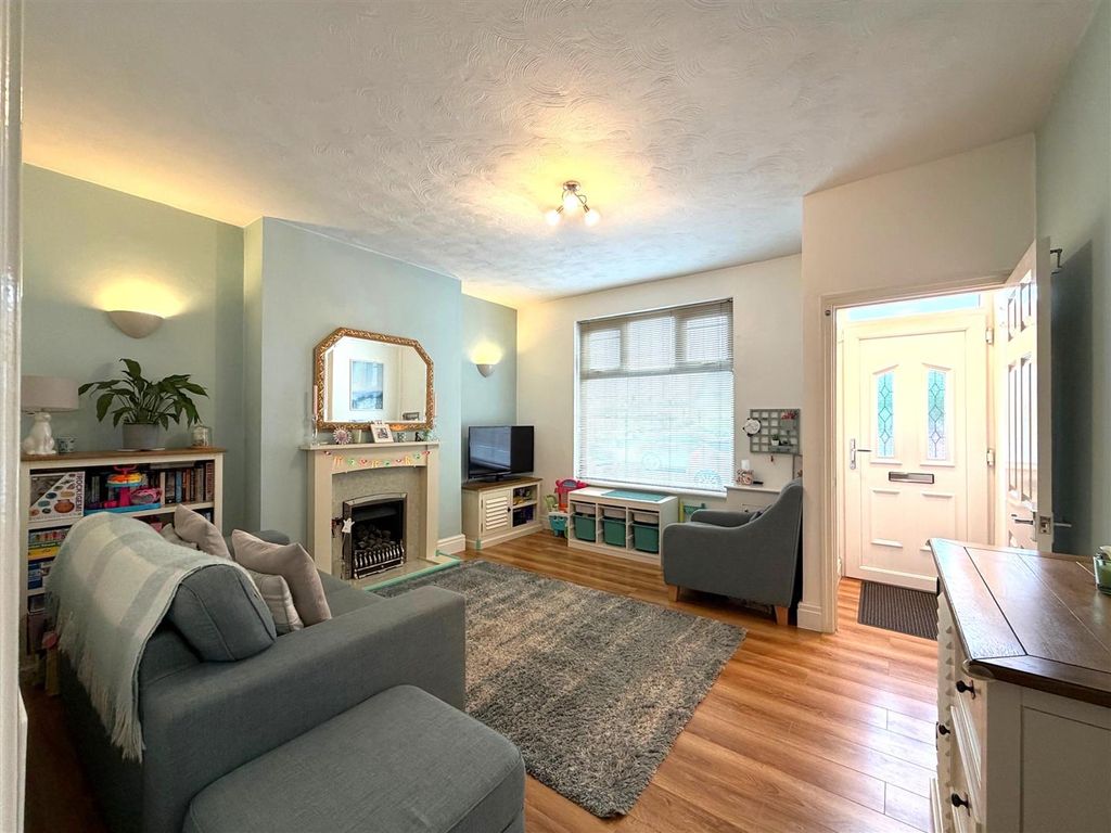 Property photo 2 of 23 B2.Jpeg