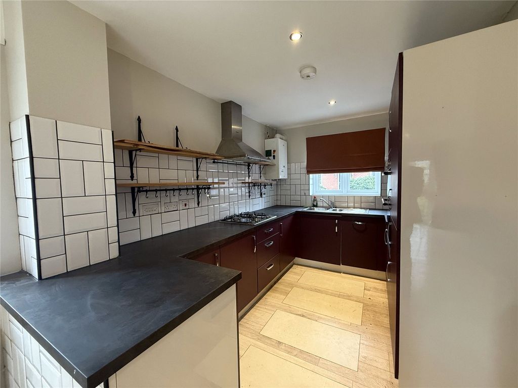 Property photo 3 of 24 Picture No. 14