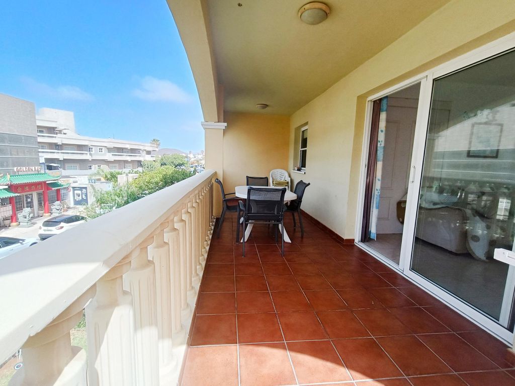 Property photo 2 of 19