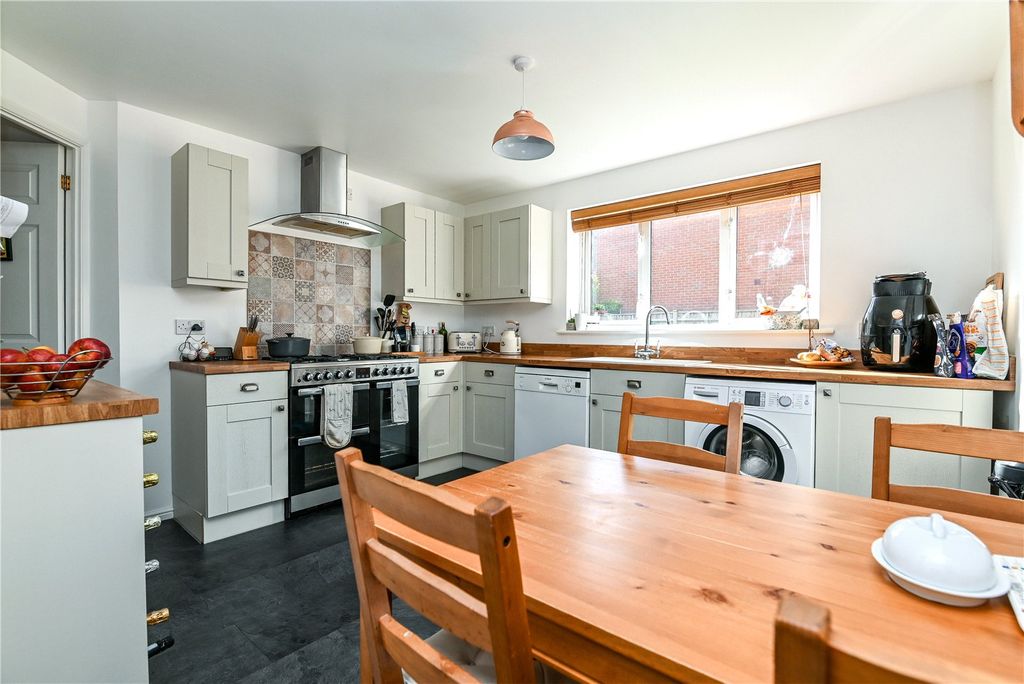 Property photo 2 of 15 Picture No. 03