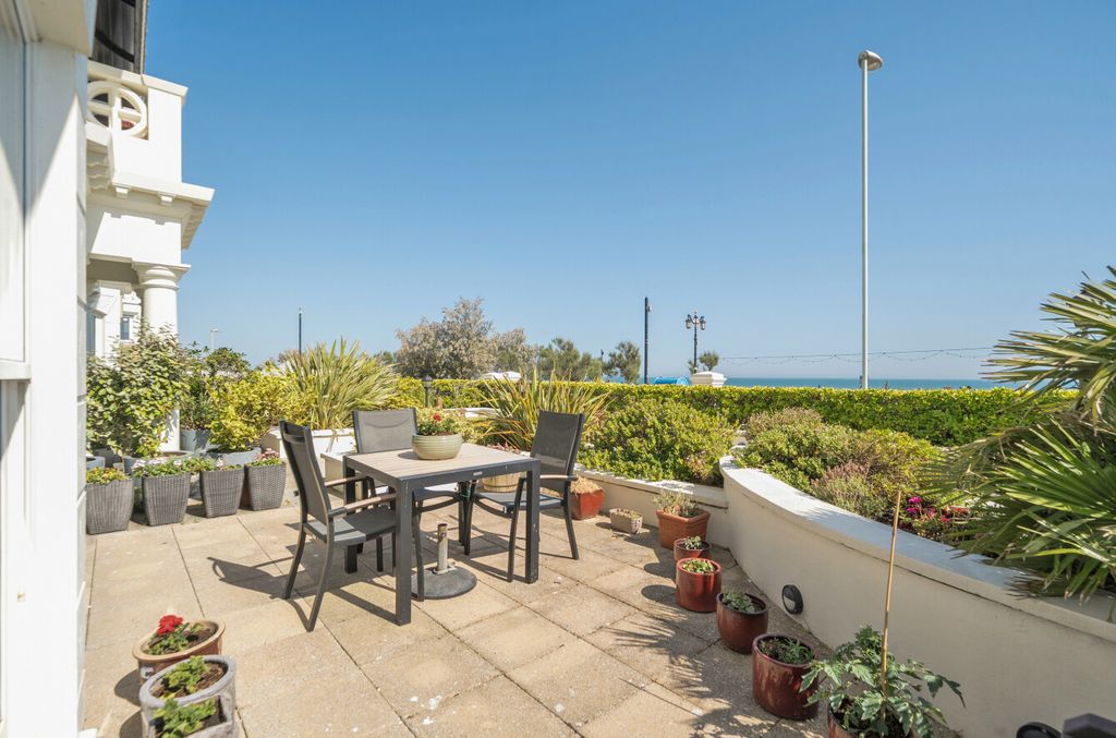 Additional image 18 of 2 bed flat for saleMarine Parade, Worthing, West Sussex BN11