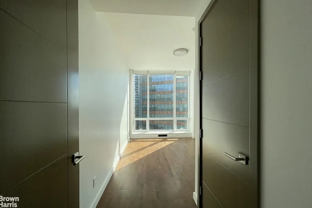 Property photo 3 of 8 <Alttext/>