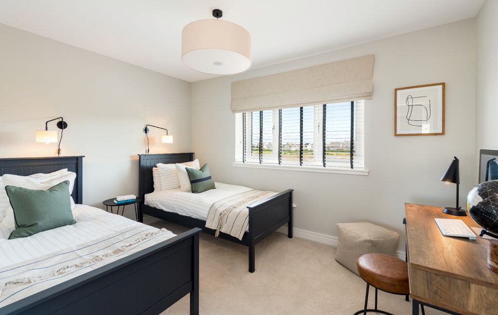 Property photo 2 of 6 4387822