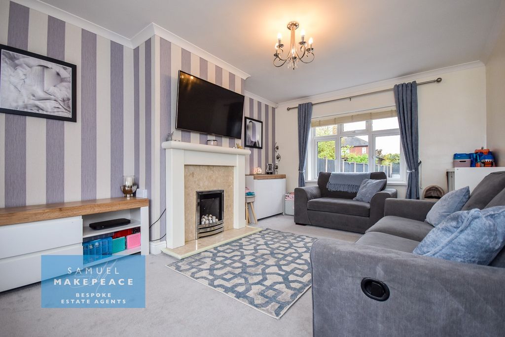 Property photo 2 of 19 Gallery