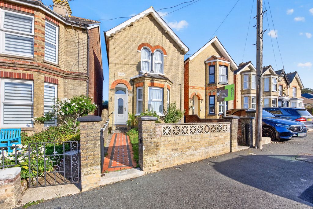 Property photo 1 of 16 Pbox-Img.Jpg