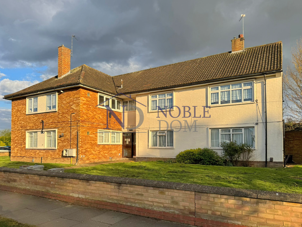 Property photo 1 of 11 2 Bedroom Flat In South Ruislip