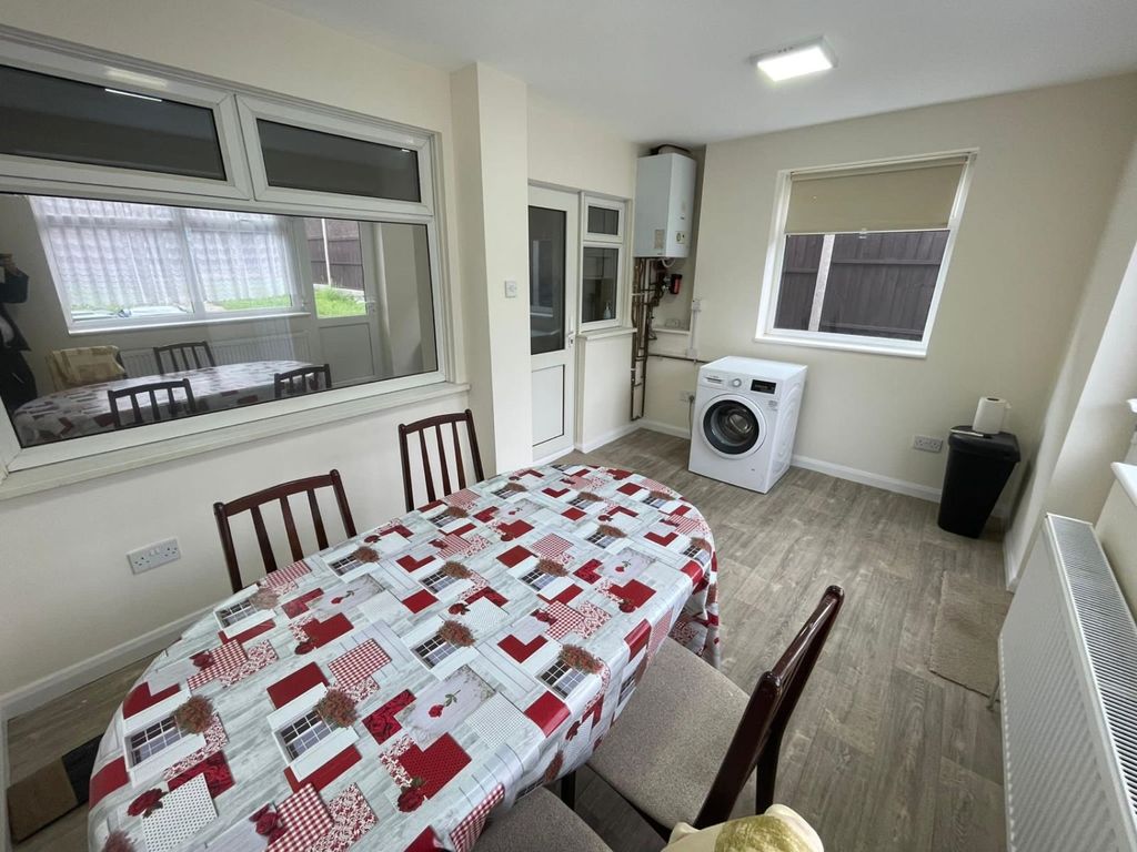 Property photo 3 of 9 4Ca5Eaff-0705-45c9-B7Fd-8947351B60E9