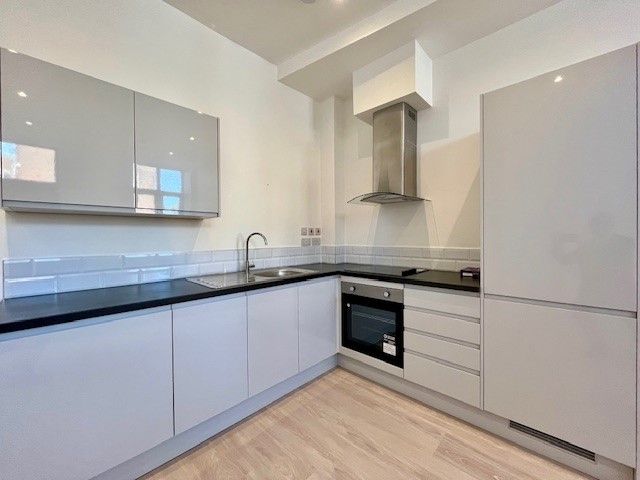 Property photo 3 of 5 Kitchen