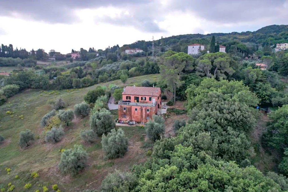 Property photo 1 of 48