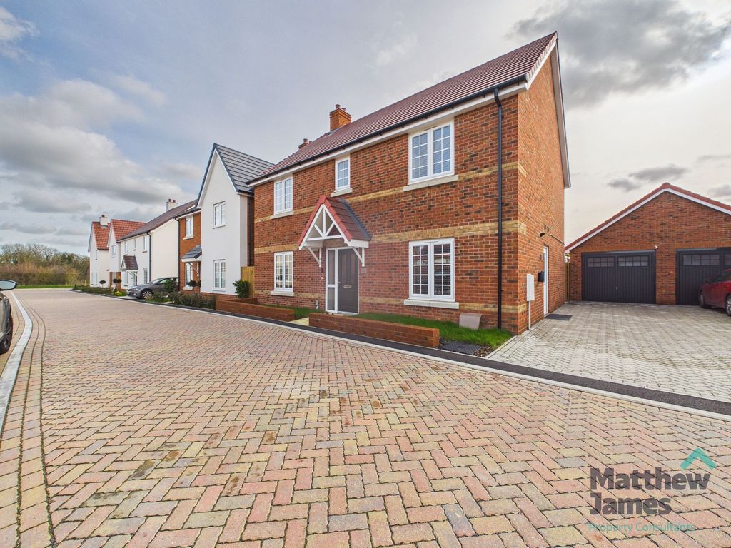 Property photo 1 of 31