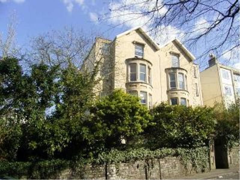 Property photo 1 of 6