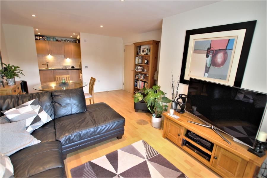 Property photo 2 of 9