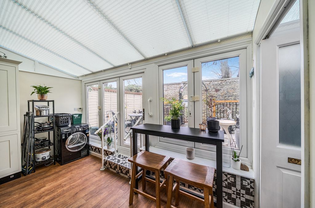 Property photo 3 of 18 Sun Room