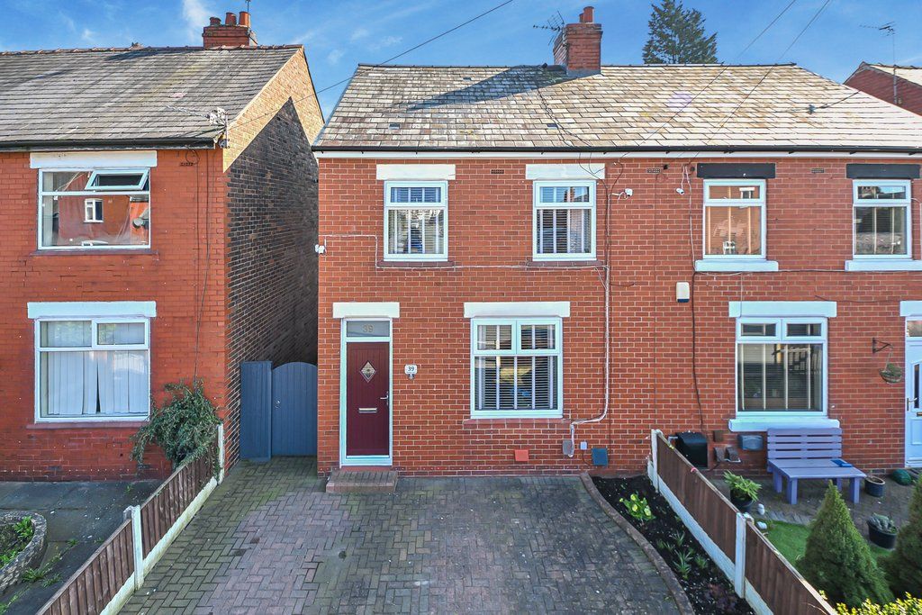 Property photo 1 of 37