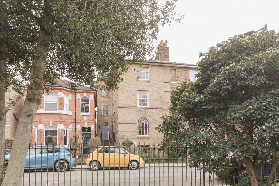 Property photo 1 of 19