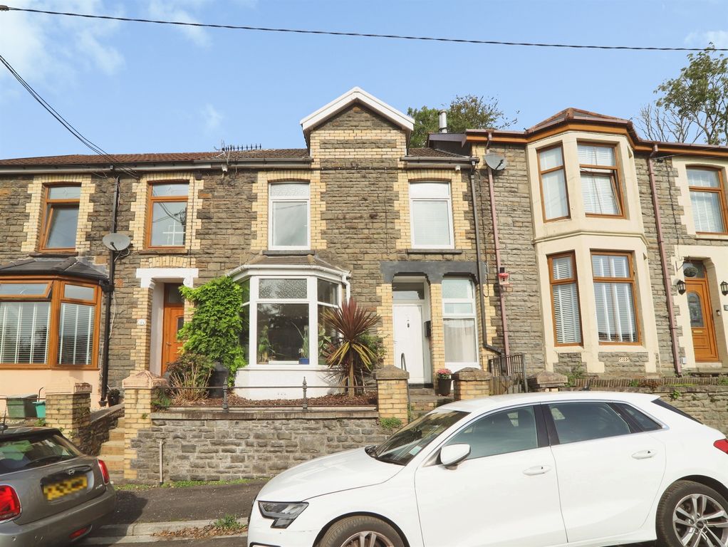 Property photo 1 of 27