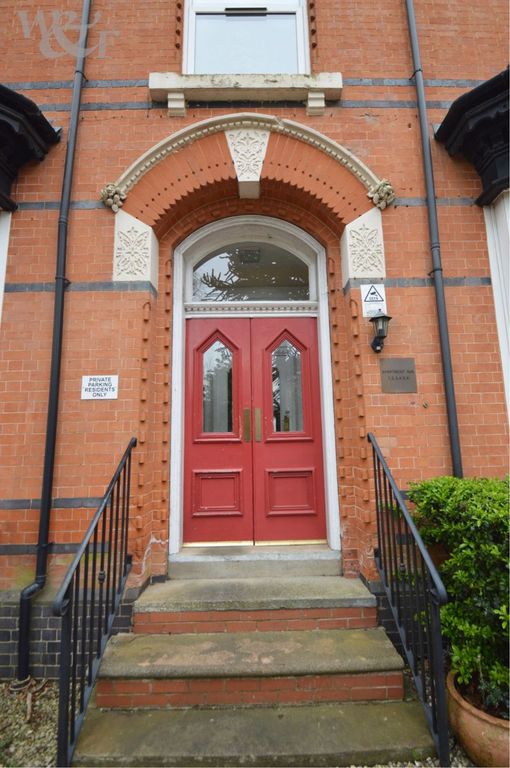 Property photo 3 of 31 Photo 36