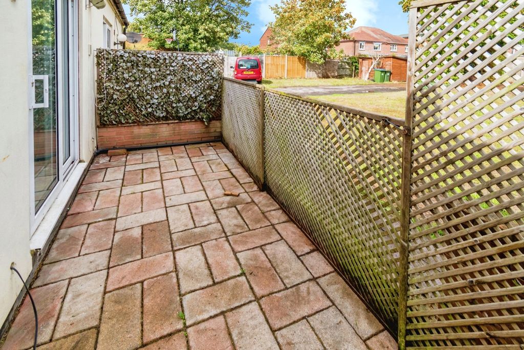 Property photo 3 of 17 Photo