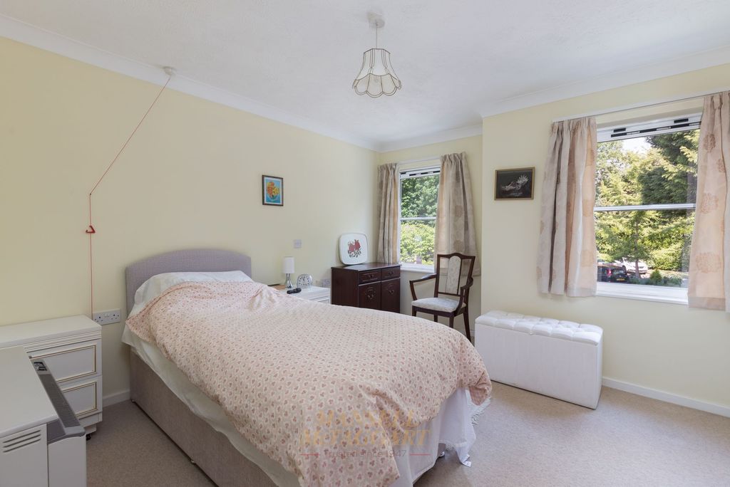Additional image 4 of 2 bed flat for saleFairfield Road, East Grinstead RH19