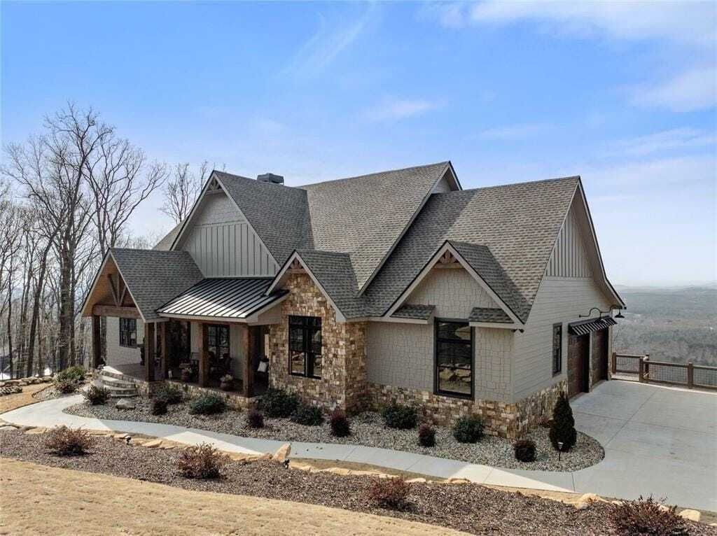 Property photo 1 of 31