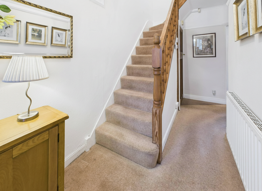 Property photo 2 of 29 Cam05459G0Pr0099Still013001