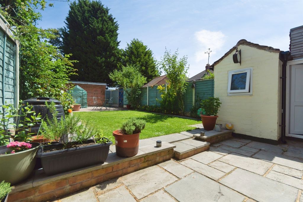 Property photo 2 of 18