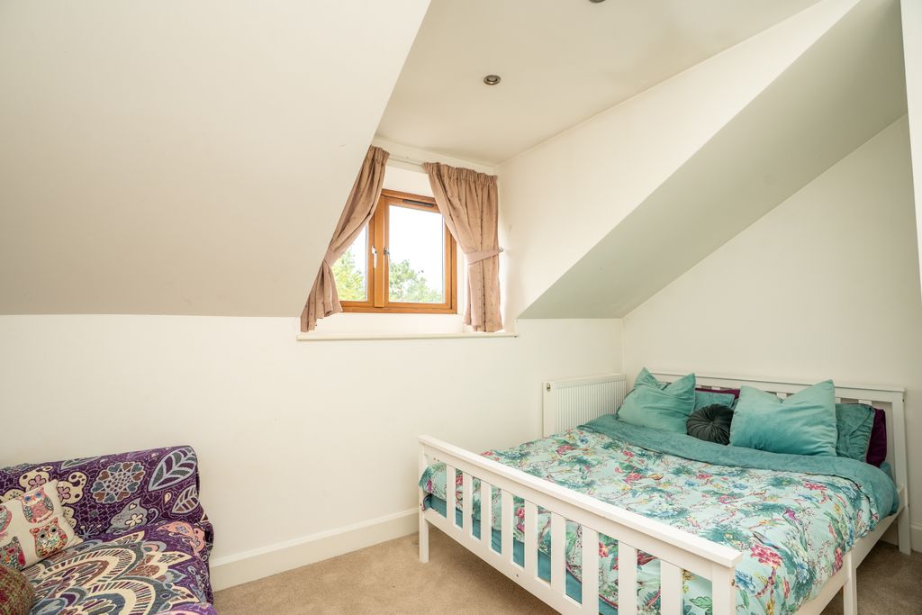 Additional image 18 of 6 bed detached house for saleWild Grove, Pudsey LS28